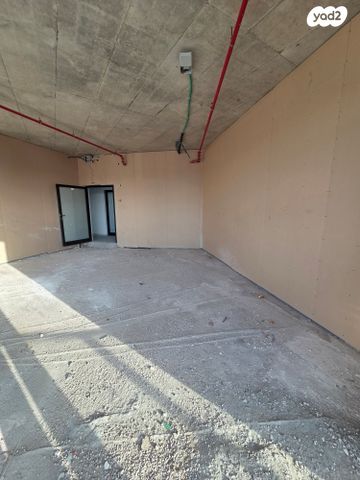 משרדים, האסיף 19, שאר העיר, בנימינה גבעת עדה