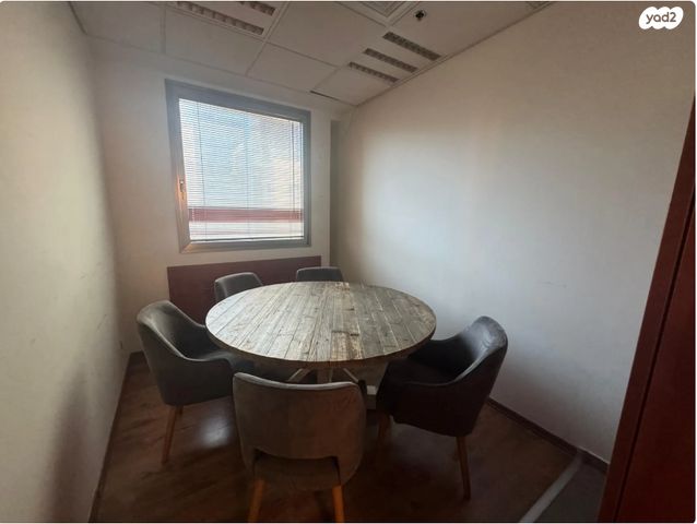 משרדים, תובל 11, בורסה, רמת גן