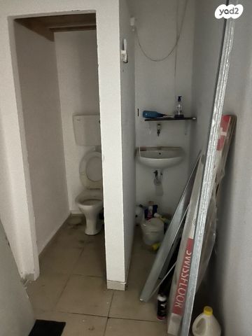 חנויות/ שטח מסחרי, שדרות דב הוז 59, נאות רחל, חולון