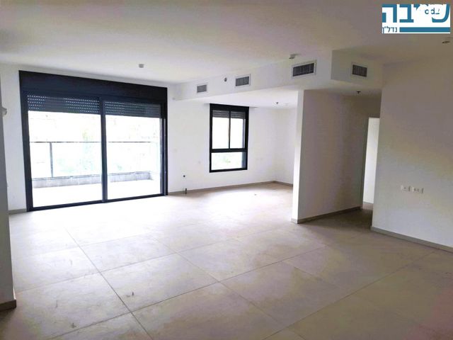 דירה, אהרון אייזנברג, א' / צפון מזרח העיר, רחובות