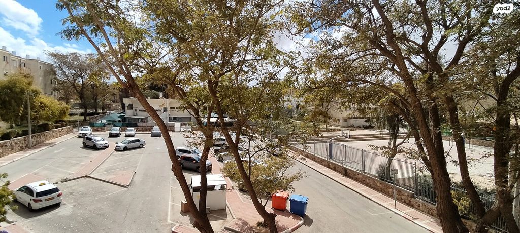 דירה, הקנאים, לבאות, ערד