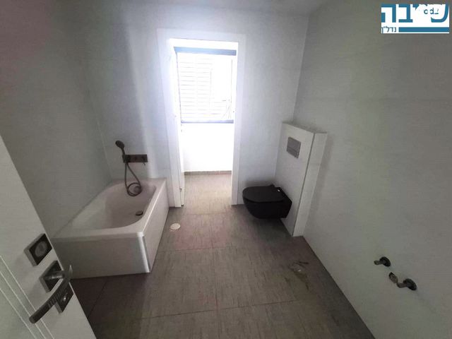 דירה, אהרון אייזנברג, א' / צפון מזרח העיר, רחובות