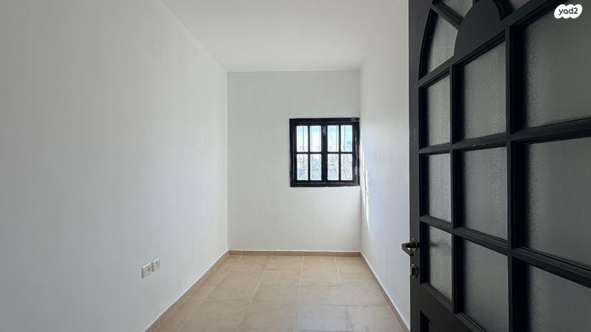 דירה, חוה לוצקי 10, א' / צפון מזרח העיר, רחובות