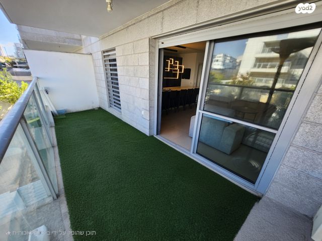 דירה, אליהו הנביא, פסגות אפק, ראש העין