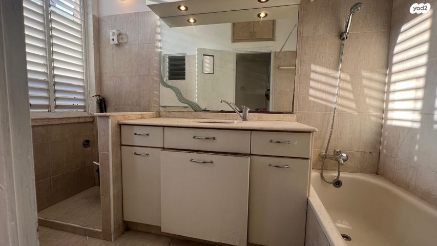 דירה, שדרות דב הוז, נאות רחל, חולון