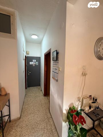 דירה, מרדכי אנילביץ' 14, נווה זית, לוד