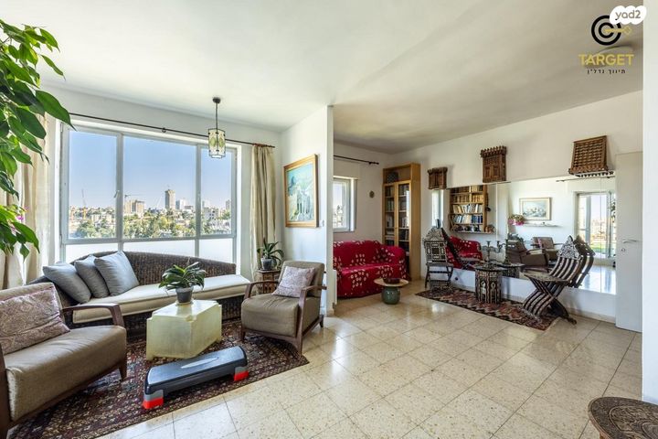 גג/ פנטהאוז, הארזים 16, בית הכרם, רמת בית הכרם, ירושלים