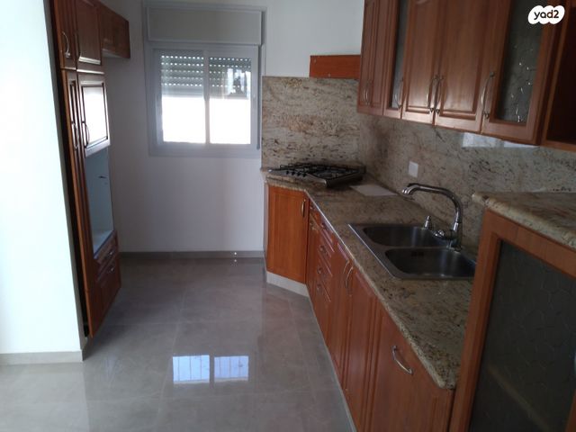 דירה, ראובן מס, רמות, ירושלים