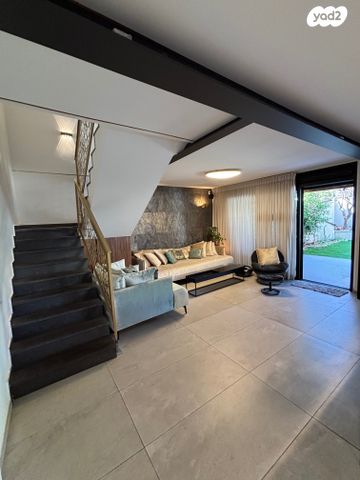 דו משפחתי, דוד רמז, קרית אלון, פתח תקווה