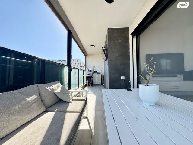 דירה, גיורא יוספטל, מרכז העיר, עפולה