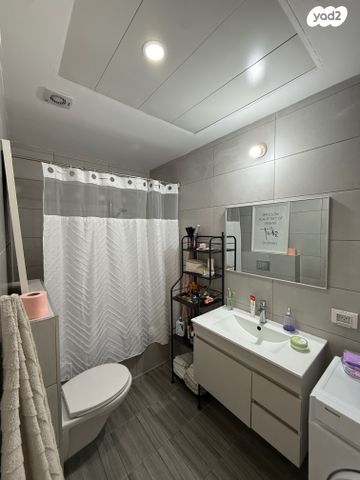 דירה, עמישב 1, חברת חשמל, גבעתיים