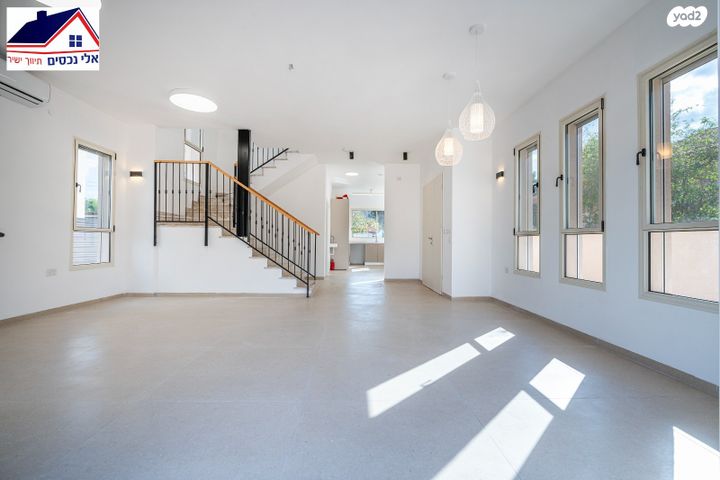 בית פרטי/ קוטג', דרך השדה, רסקו, פרדס חנה כרכור