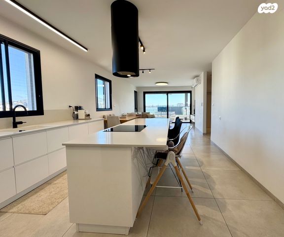 גיורא יוספטל 