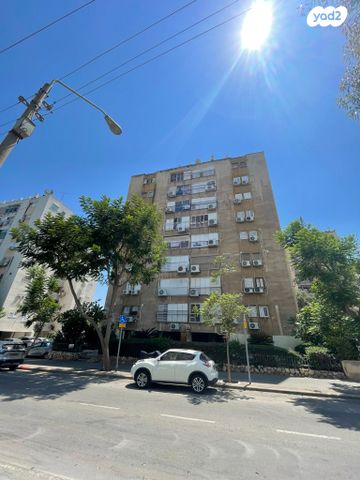 מעפילי אגוז 89