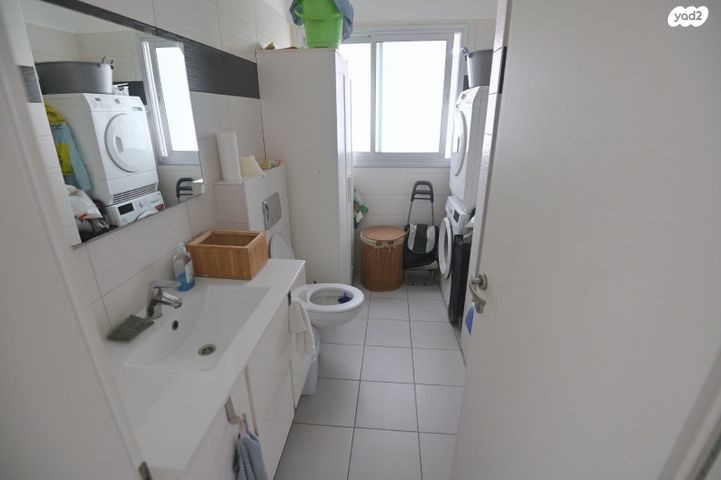 דירה, החלוץ, הרצליה הירוקה, נווה עובד, הרצליה