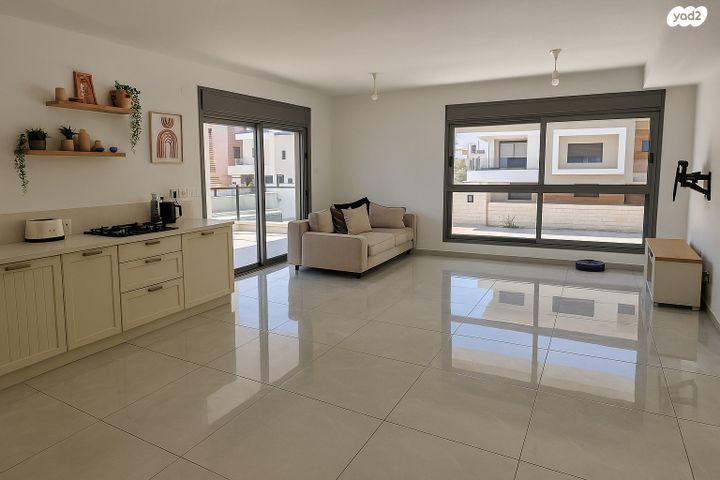 דירה, גבעת אלונים, קרית אתא