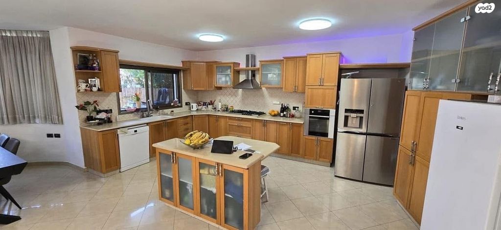 בית פרטי/ קוטג', כיכר דולב, קרית אלון, פתח תקווה