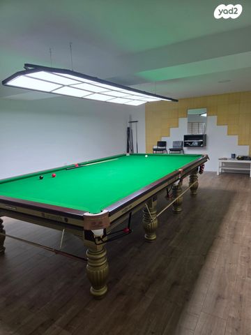 דירה, האלה, איילת הכרמל, טירת כרמל