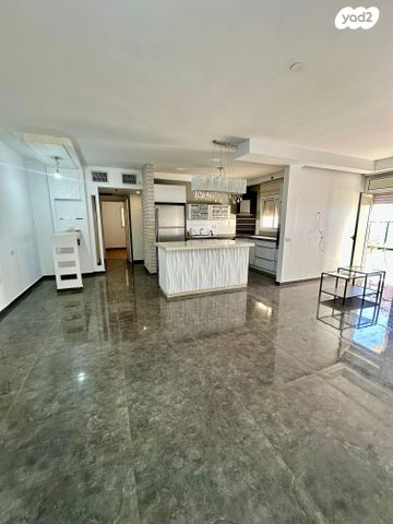 דירה, הנרי קנדל, העיר העתיקה, רמב"ם, דרום, באר שבע