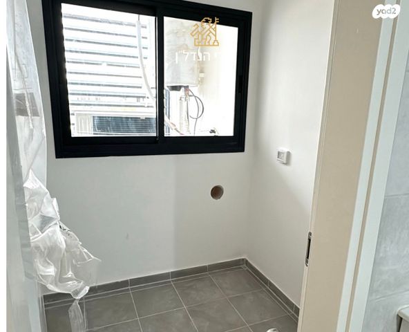 דירה, משולש עין כרמל, עתלית