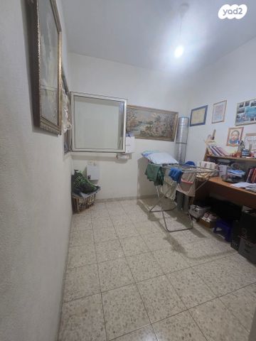 בית פרטי/ קוטג', שדרות הרצל, אפק, קרית ביאליק