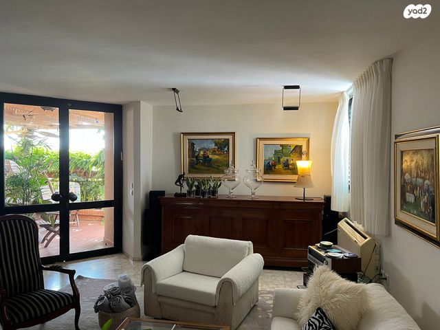 גג/ פנטהאוז, בארי, נתניה