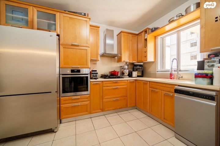 דירה, רוטשילד 174, פתח תקווה