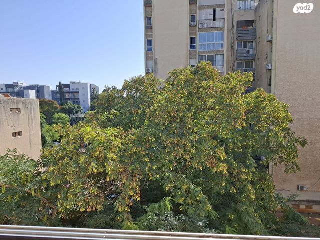 דירה, כפר סבא