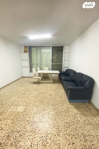 שדרות כצנלסון 32