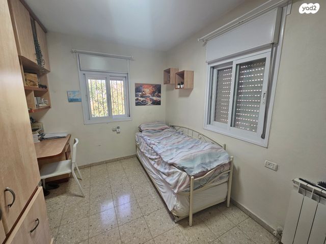 דירה, צפרירים, רמות, ירושלים