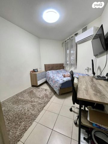 דירה, ד"ר יהודה פרח 8, קרית השרון, נתניה