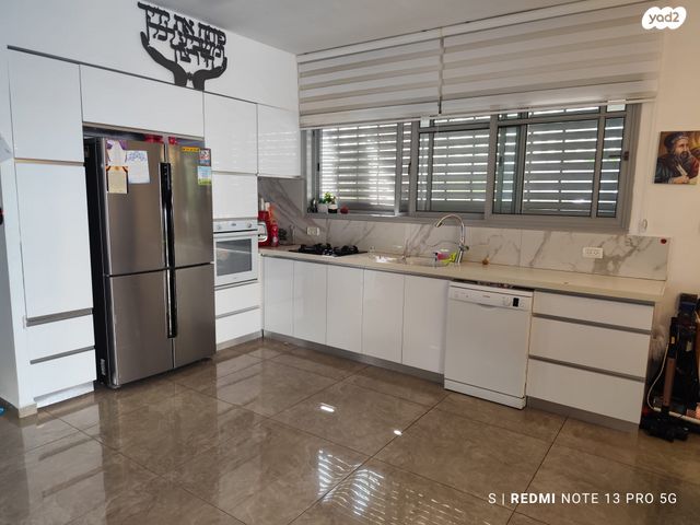 בית פרטי/ קוטג', נאות יהודית ונווה ארזים, חולון