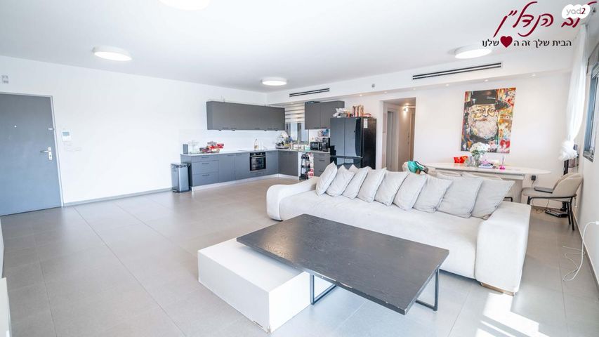 דירה, אלישע הנביא, הנביאים, מודיעין מכבים רעות