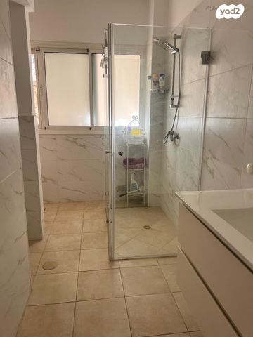 דירה, אשר ברש, מרכז, הרצליה