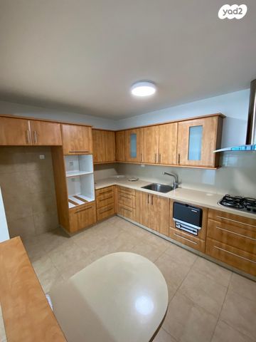 דירה, החבצלת, קיראון, קרית אונו