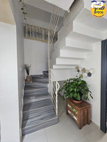 דופלקס, אלעד, אלעד