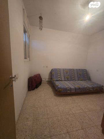 בית פרטי/ קוטג', שדרות הרצל, אפק, קרית ביאליק