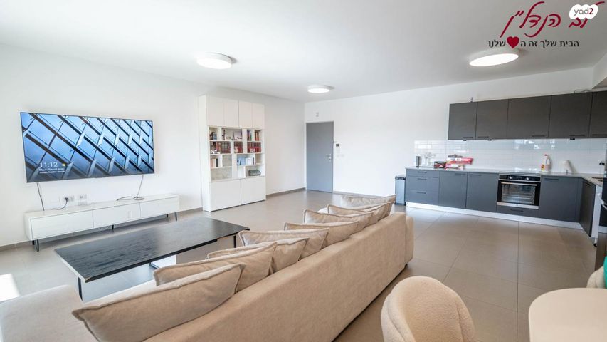 דירה, אלישע הנביא, הנביאים, מודיעין מכבים רעות