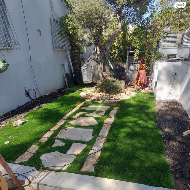 בית פרטי/ קוטג', נאות יהודית ונווה ארזים, חולון