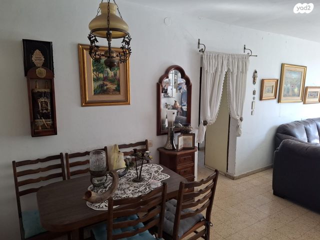 דירה, כפר סבא