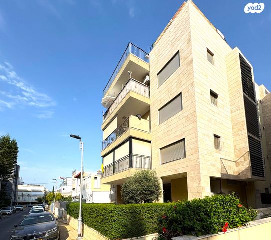 דירה, מנדלי מוכר ספרים, אגרובנק, חולון