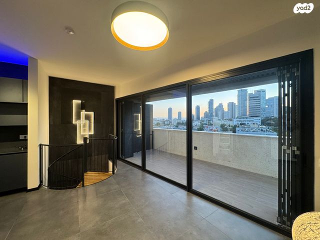 גג/ פנטהאוז, סלומון 20, נווה שאנן, תל אביב יפו