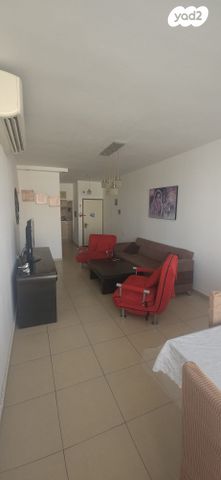 דירה, שעריים, רחובות