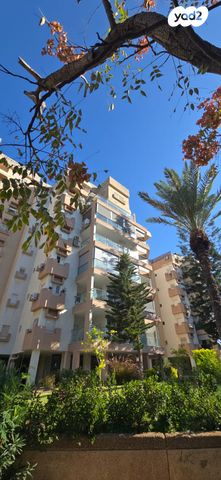 דירה, יהושע רבינוביץ, בן גוריון, חולון