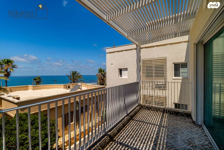 דירה, פחד יצחק, עג'מי, גבעת העליה, תל אביב יפו