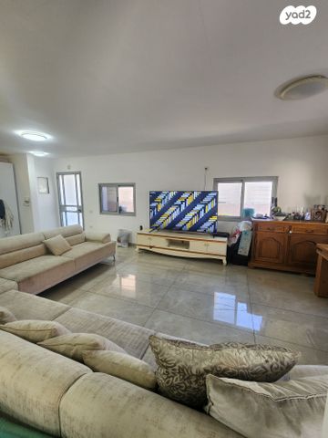 בית פרטי/ קוטג', יעקב דורי, הזיתים, חדרה