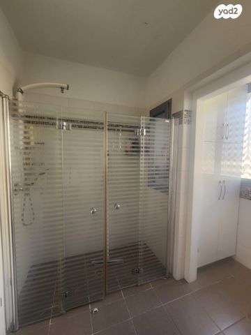 דירה, סשה ארגוב, רמלה