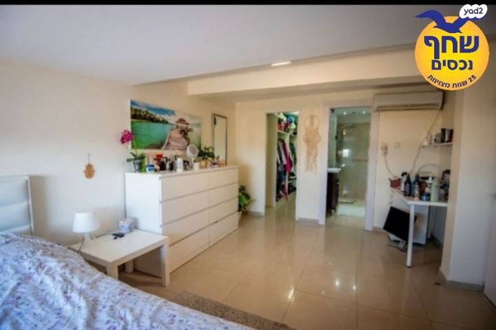 גג/ פנטהאוז, רבי יוסי בן קיסמא, אלעד, אלעד