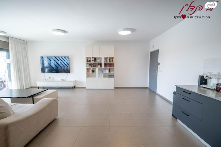 דירה, אלישע הנביא, הנביאים, מודיעין מכבים רעות