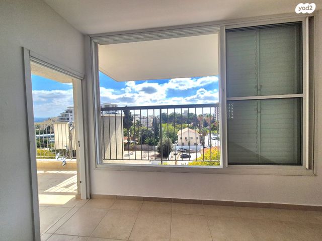 דירה, מגדיאל, הוד השרון